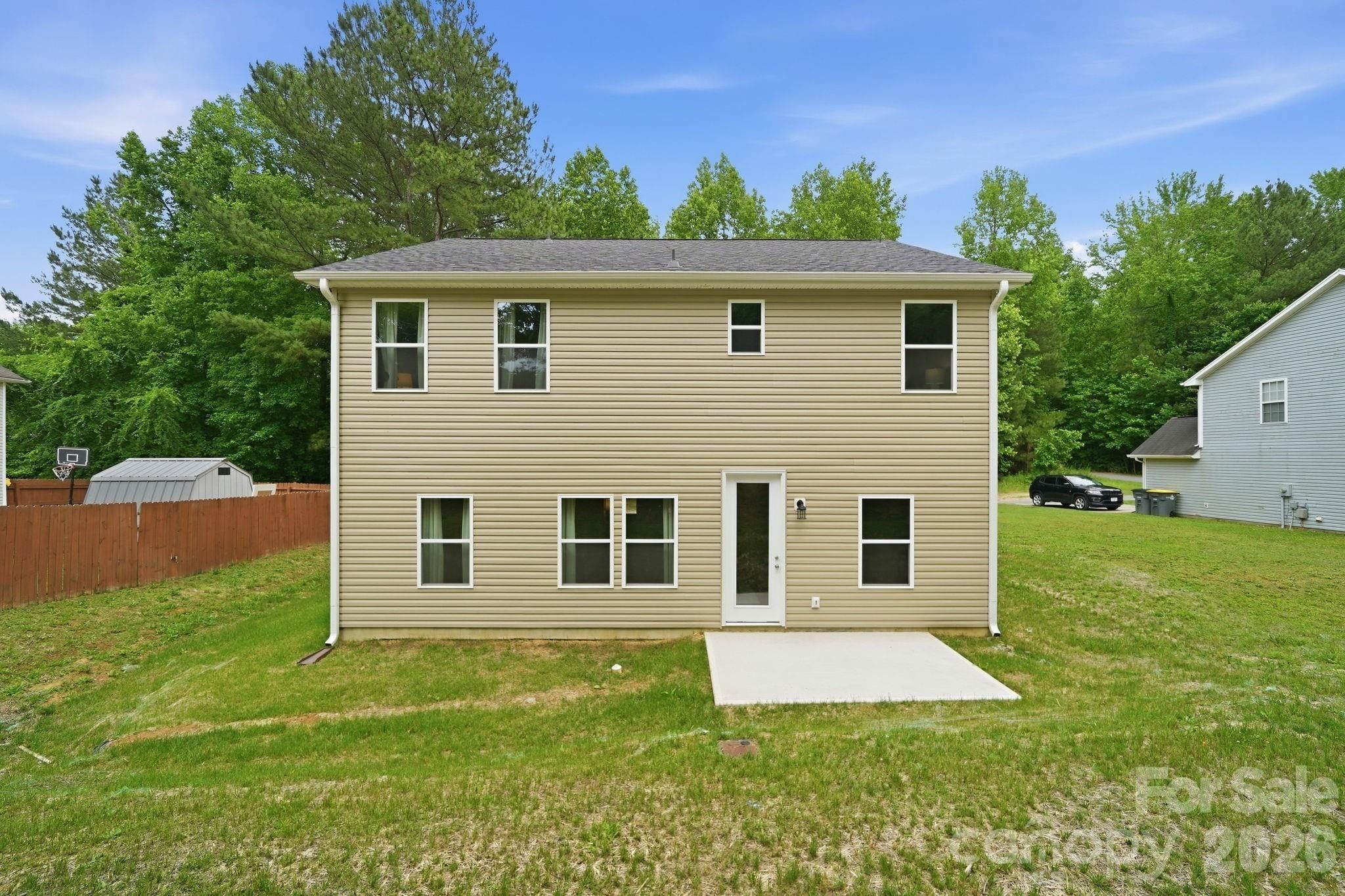 1699 Mission Oaks Street. Kannapolis, NC 28083
