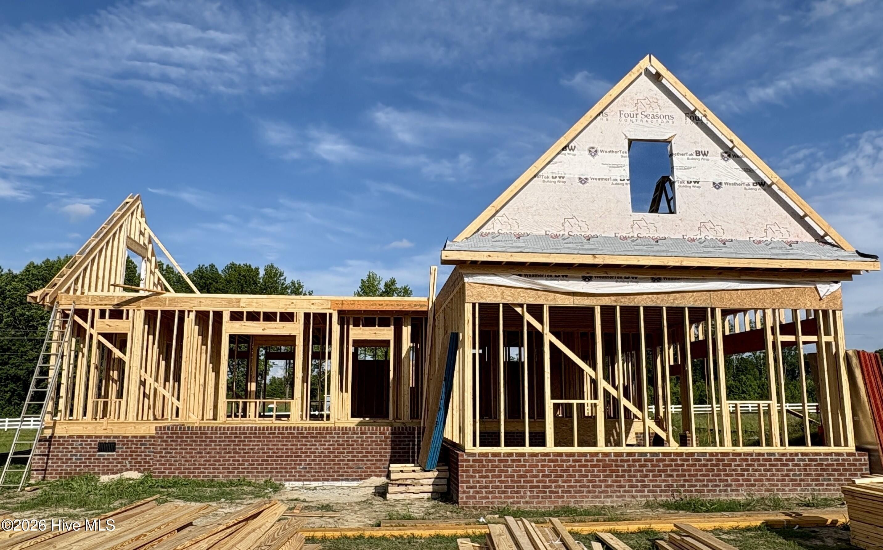 7655 Sweetwater Drive. Nashville, NC 27856