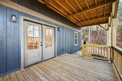 324 Golden Eagle Drive. Murphy, NC 28906