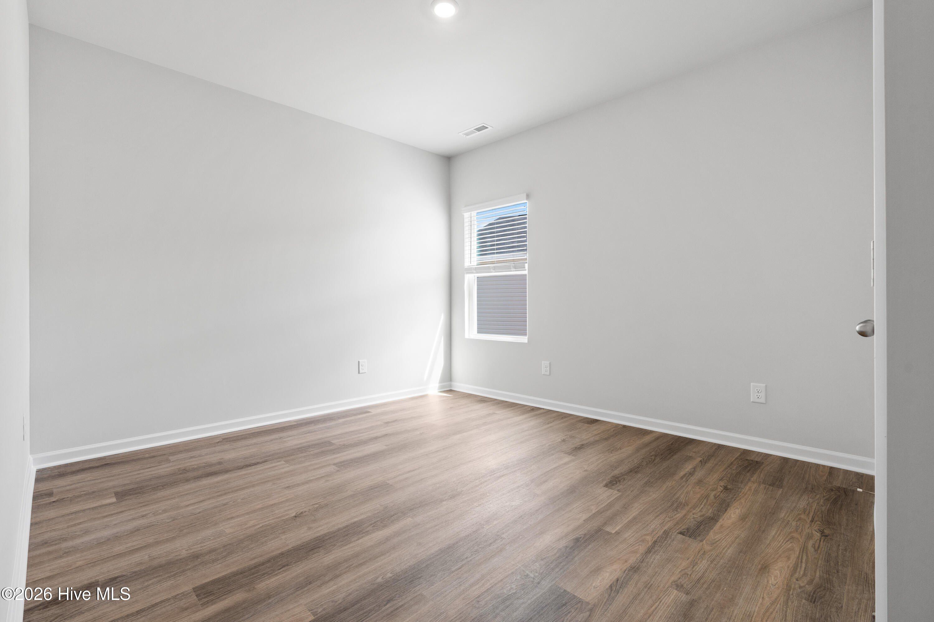 167 N Squires Run Lane. Richlands, NC 28574