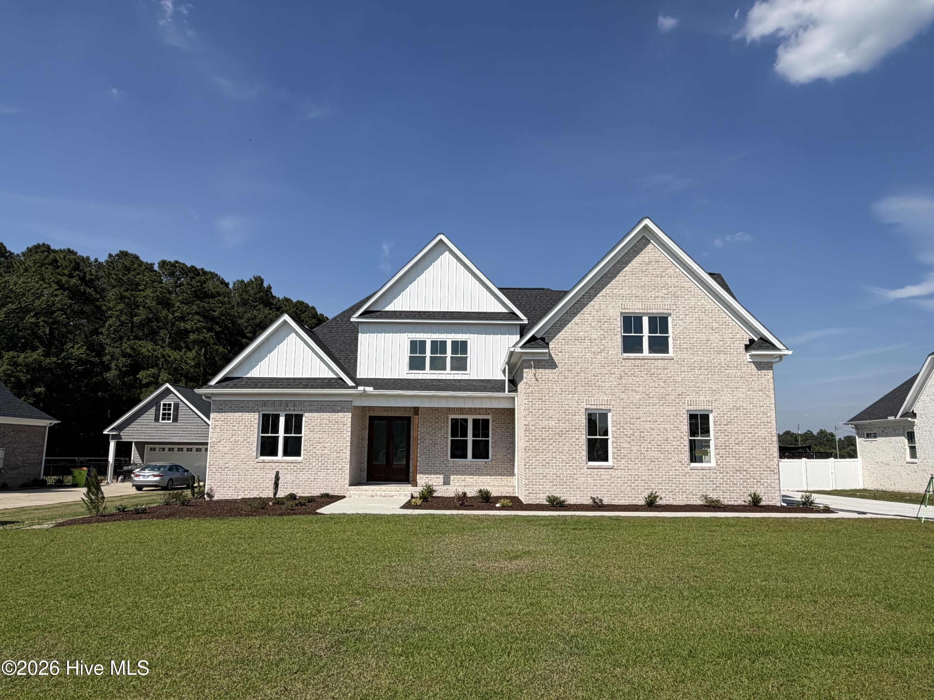 2323 Mollie Lane. Greenville, NC 27858