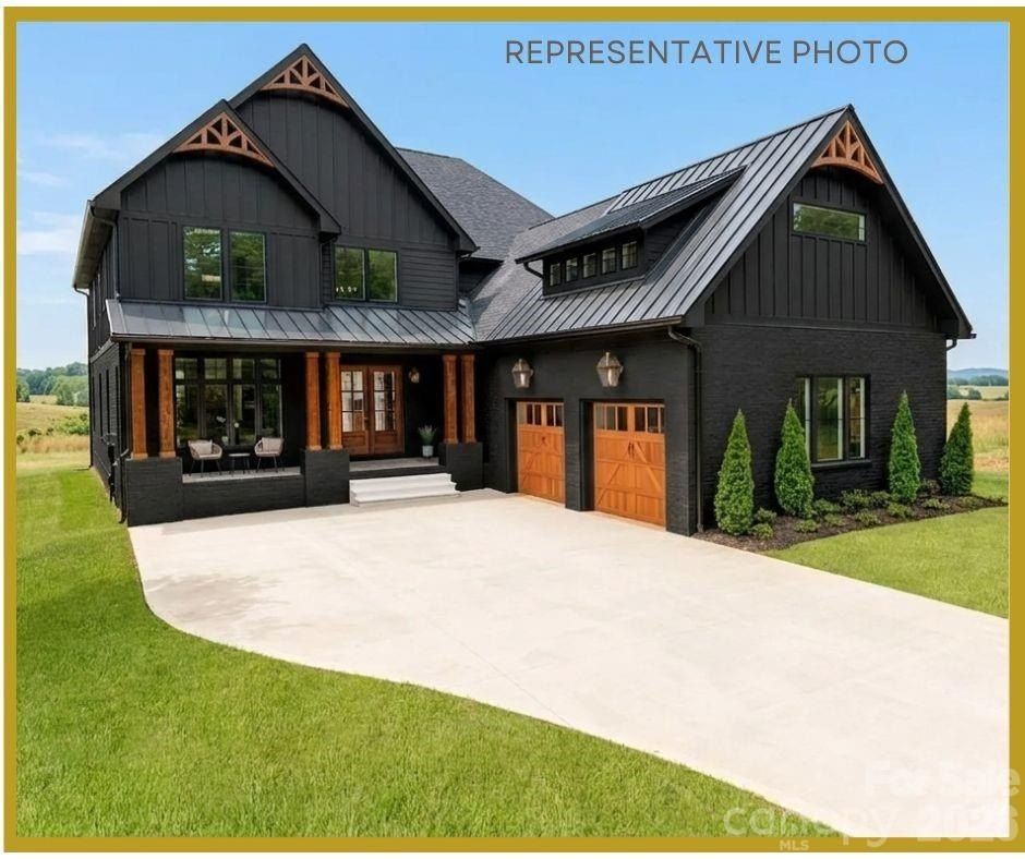 3032 Northampton Drive. Charlotte, NC 28210