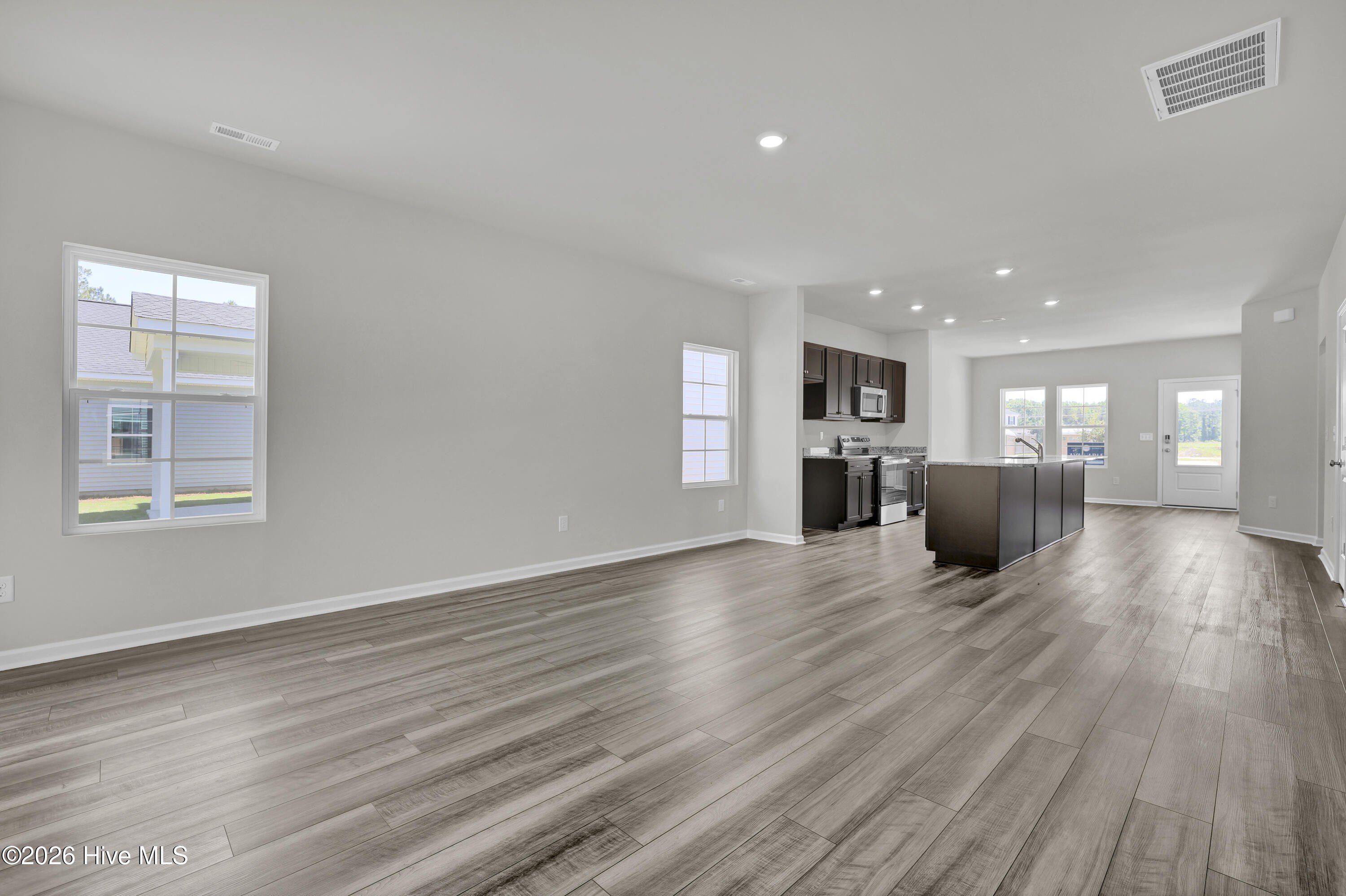 446 Galloping Foal Way Se. Bolivia, NC 28422