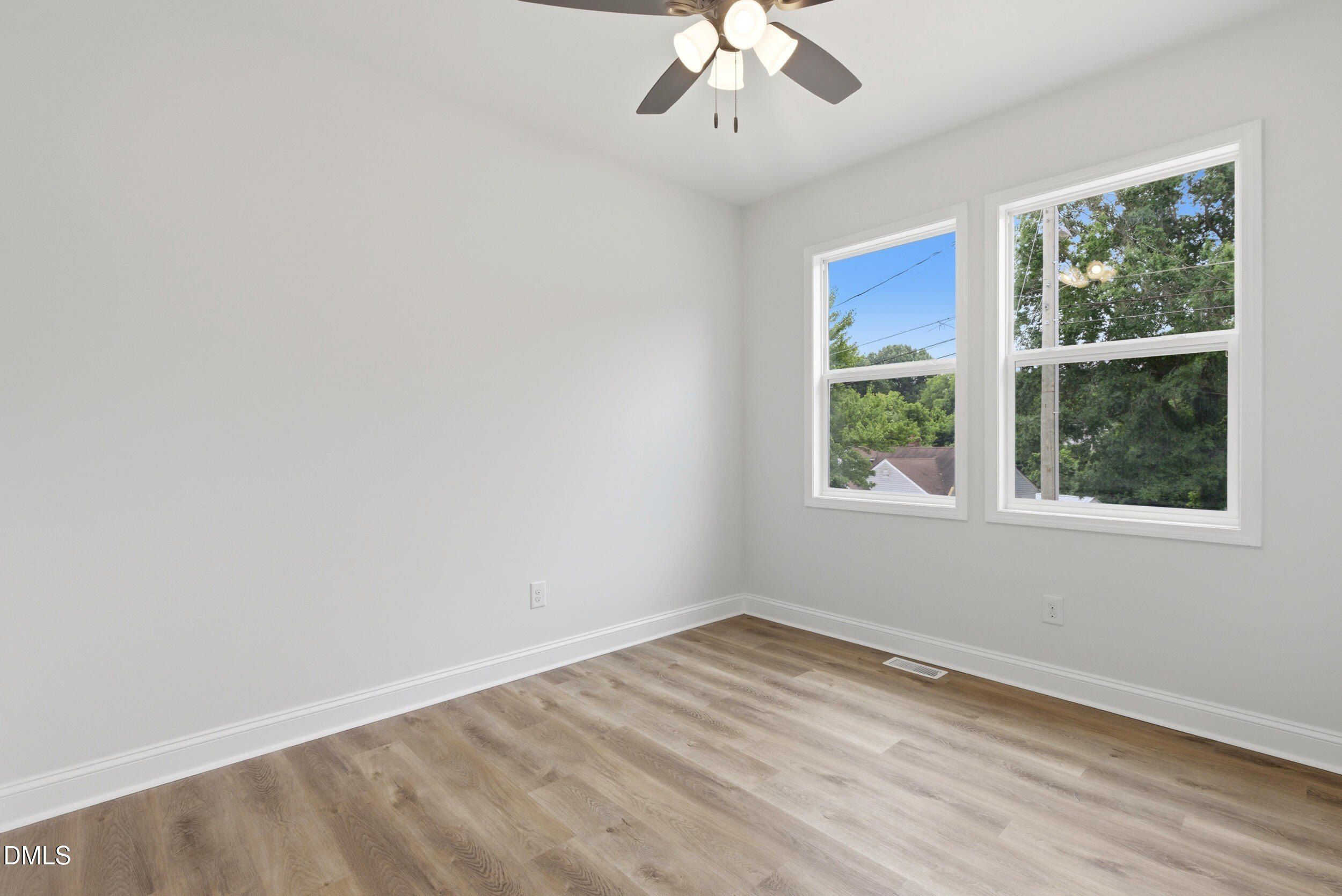 736 Chandler Avenue. Burlington, NC 27217