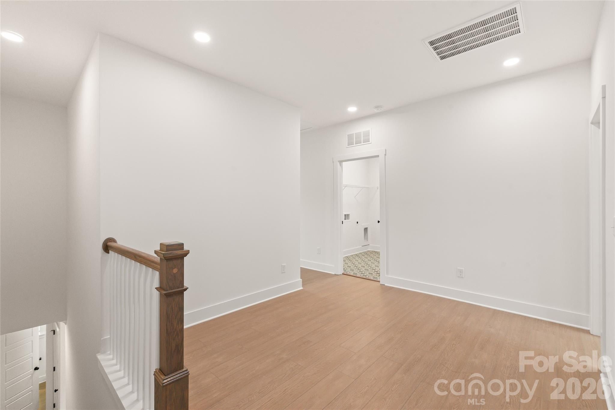 804 Garringer Place. Charlotte, NC 28208