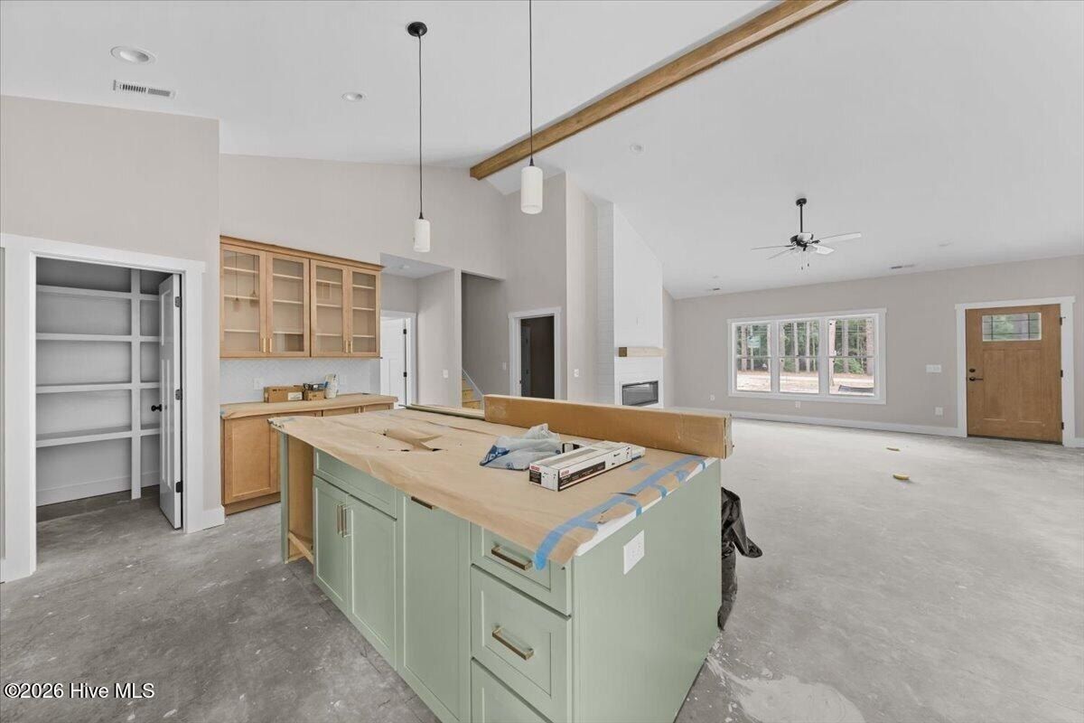 439 E Philadelphia Avenue. Pinebluff, NC 28373