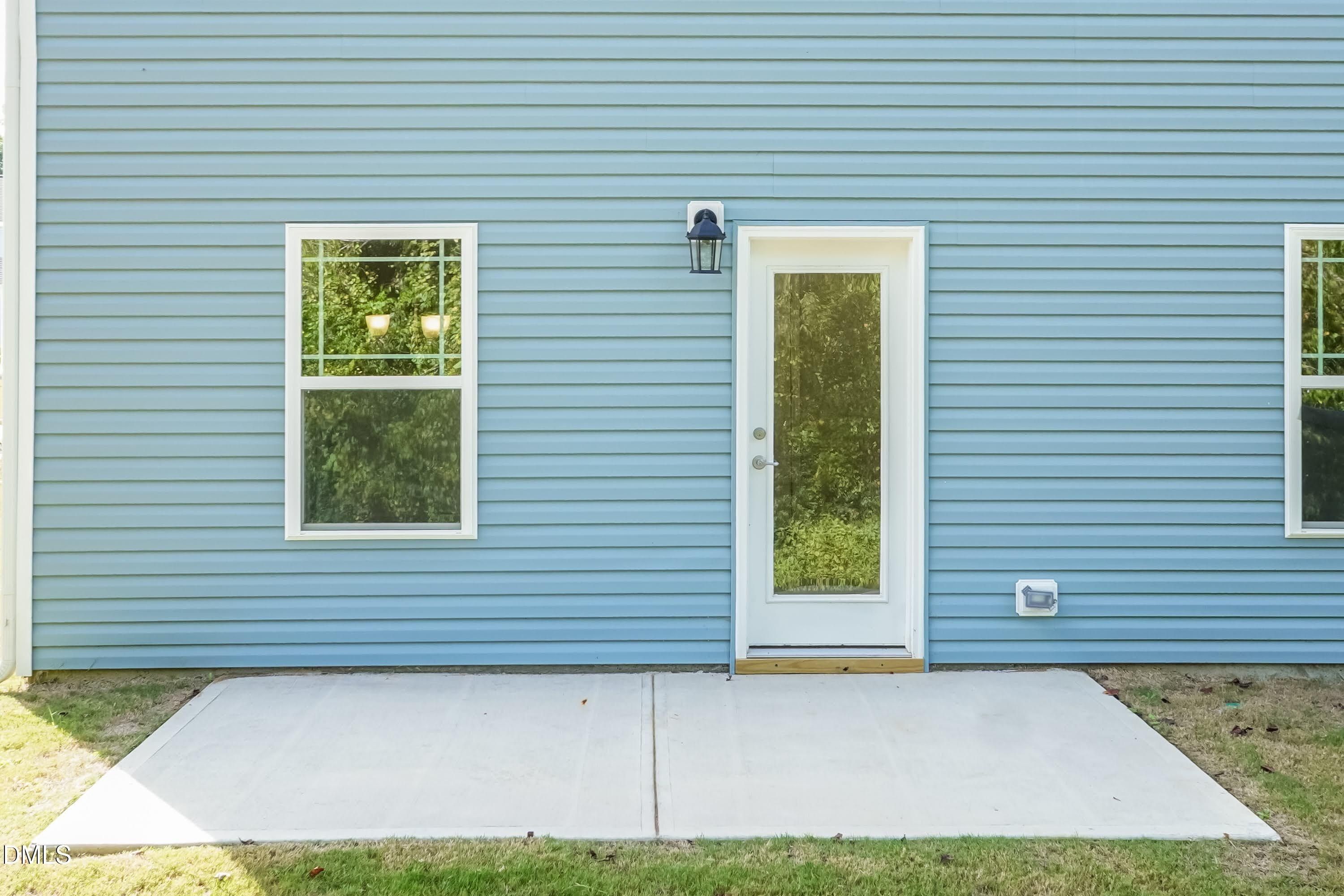 702 Dunlawton Court. Sanford, NC 27330