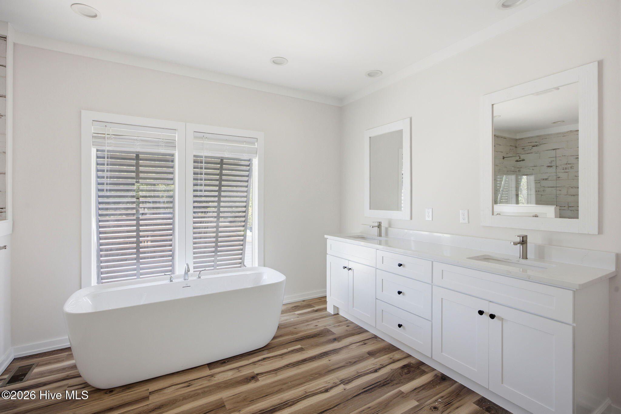 112 Ne 65Th Street. Oak Island, NC 28465