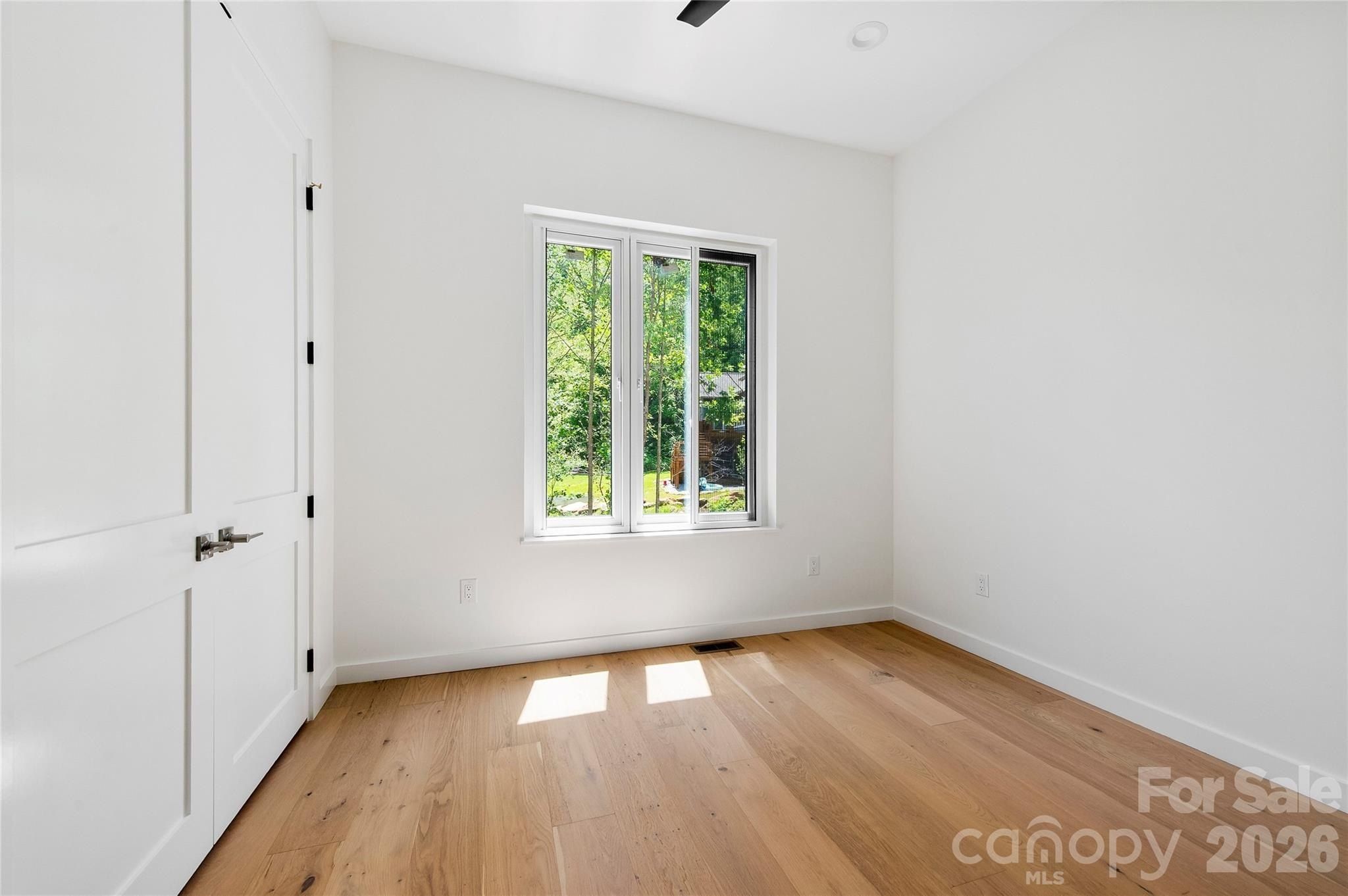 23 Early Spring Way. Leicester, NC 28748