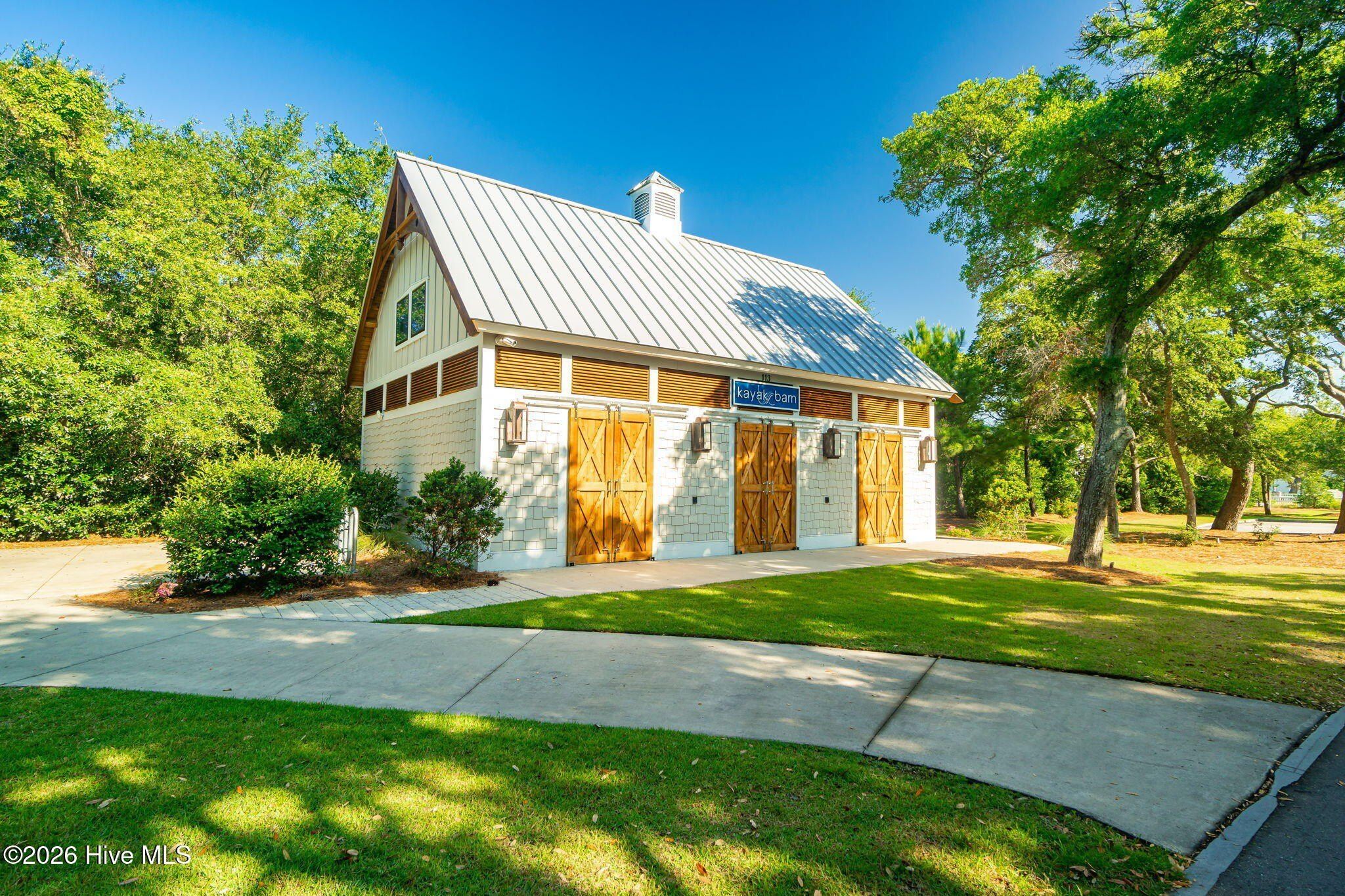 524 Freedom Park Road. Beaufort, NC 28516