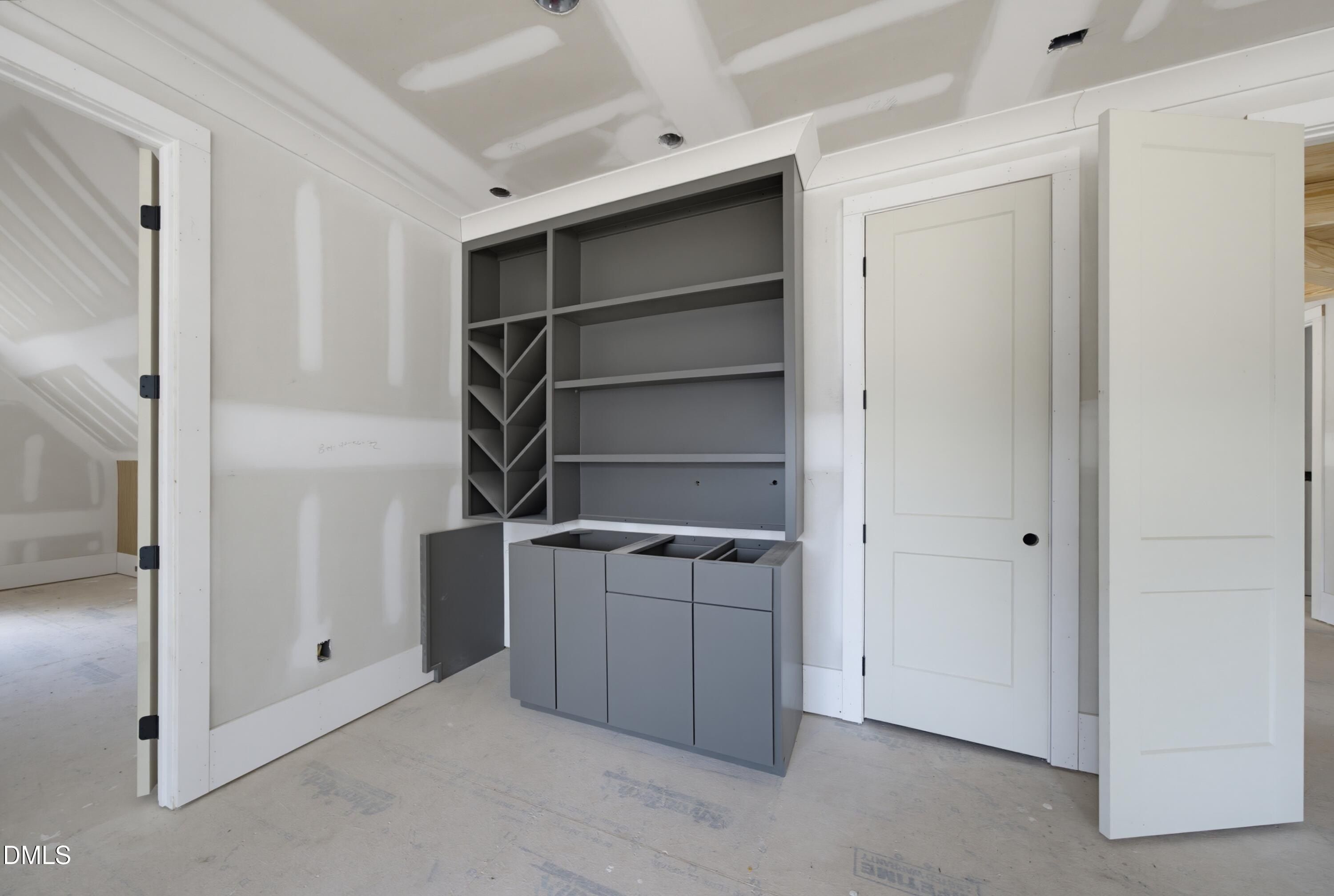 413 Pinecroft Drive. Raleigh, NC 27609