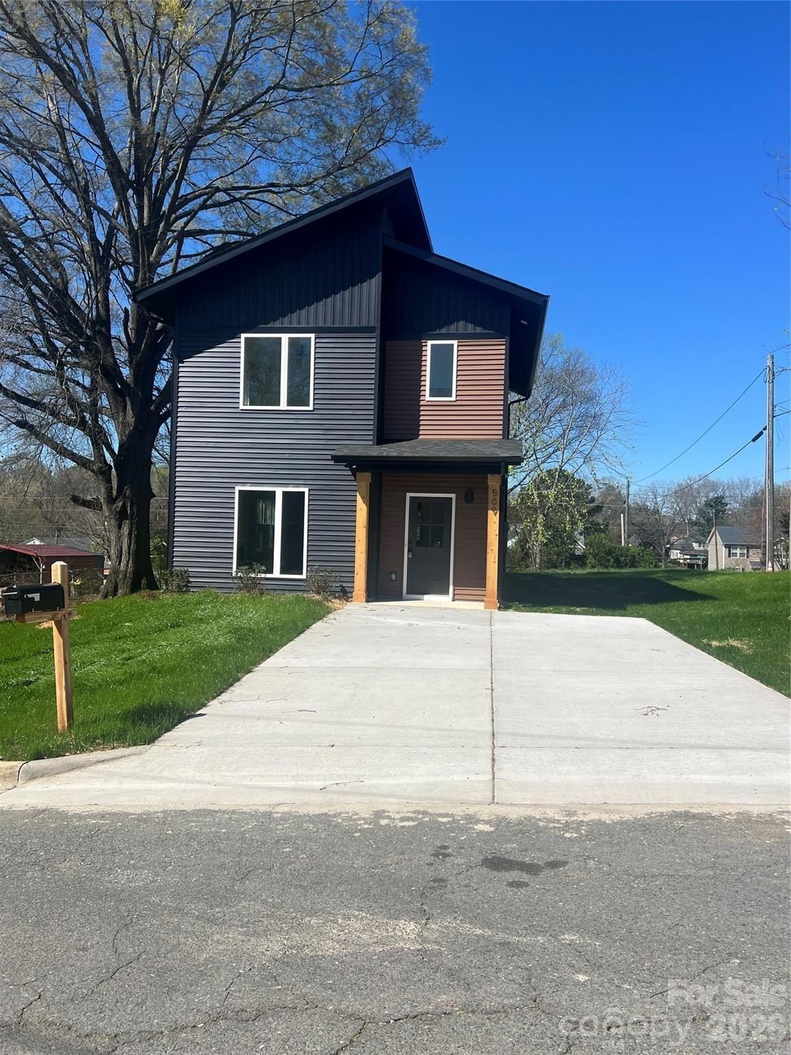 69 Bennett Street. Wadesboro, NC 28170
