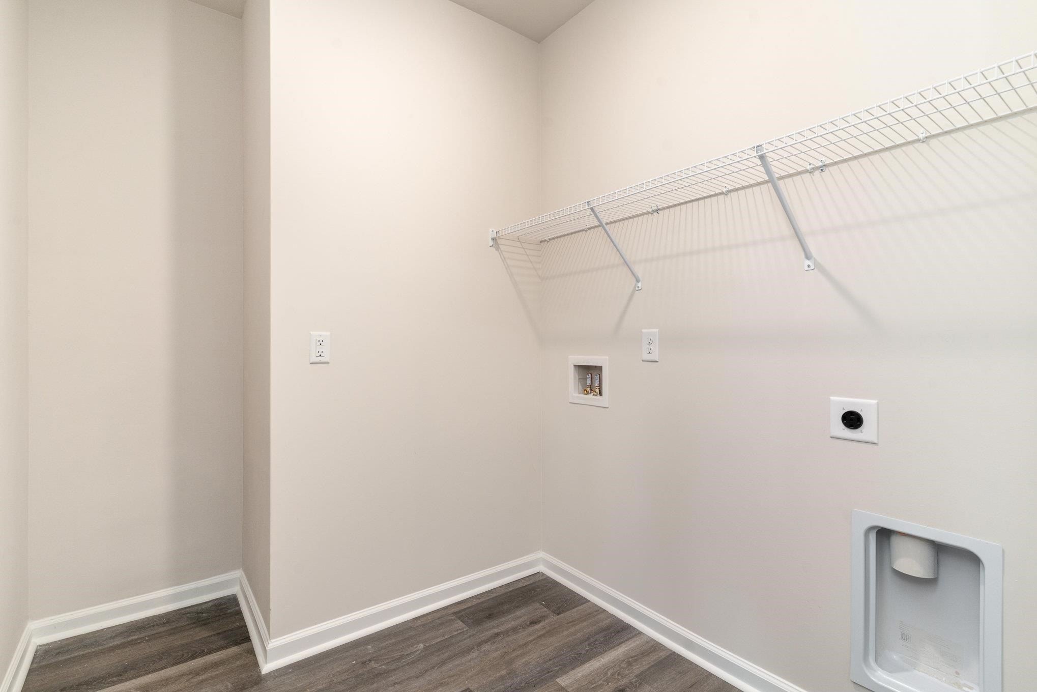 1302 Woodhouse Dr. Ash, NC 28420