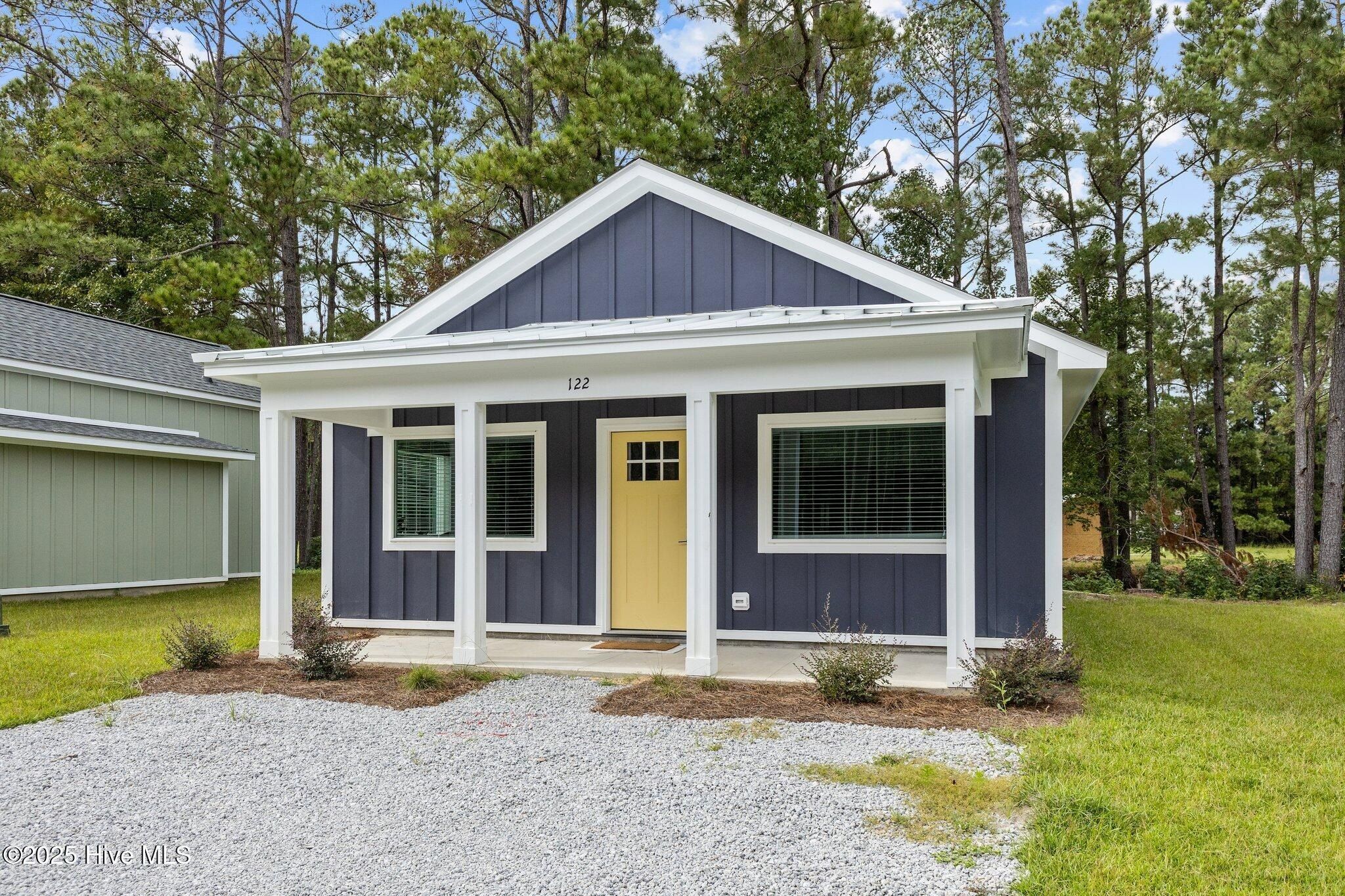 161 Long Pond Loop. Swansboro, NC 28584