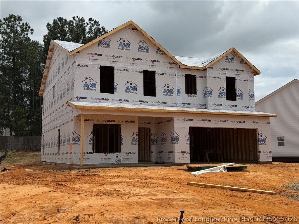 317 Brickendon Lane. Raeford, NC 28376