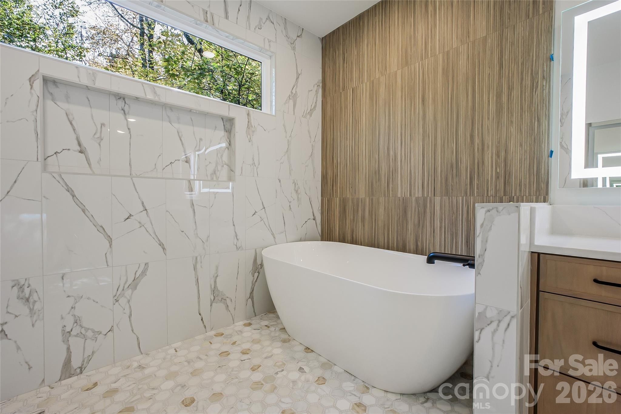 4003 Sage Cliff Court. Matthews, NC 28105
