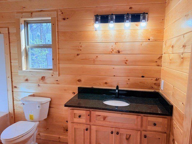 99 Noelles Pass. Murphy, NC 28906