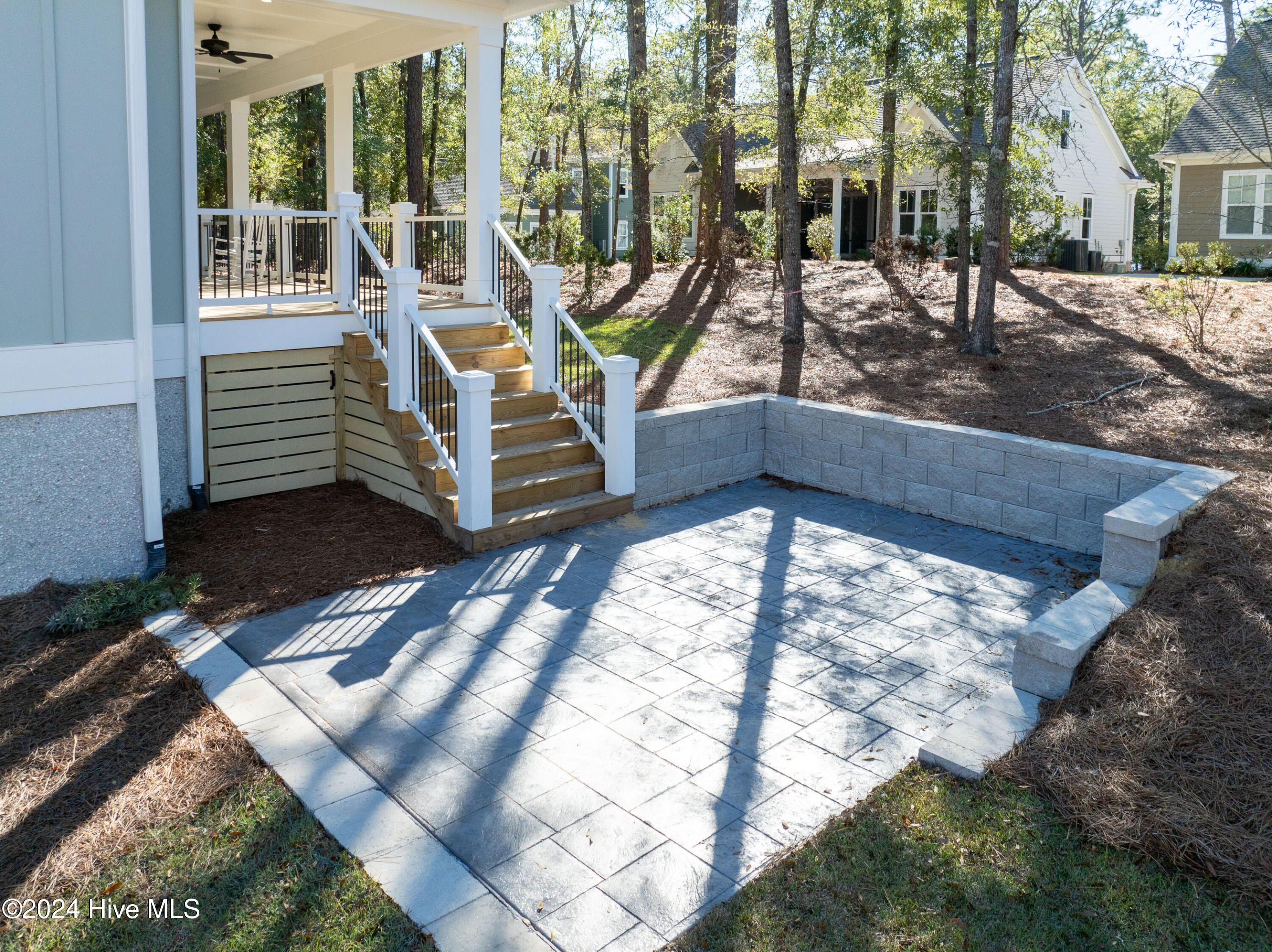 3617 Barnesmore Drive. Castle Hayne, NC 28429