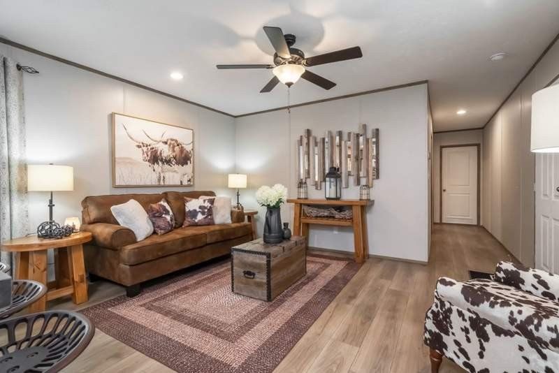 28 Poplar Acres Dr. Candler, NC 28715