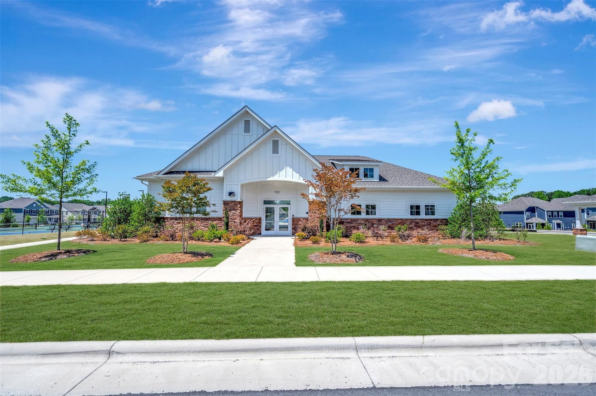 608 Nutgrove Drive Nw. Concord, NC 28027