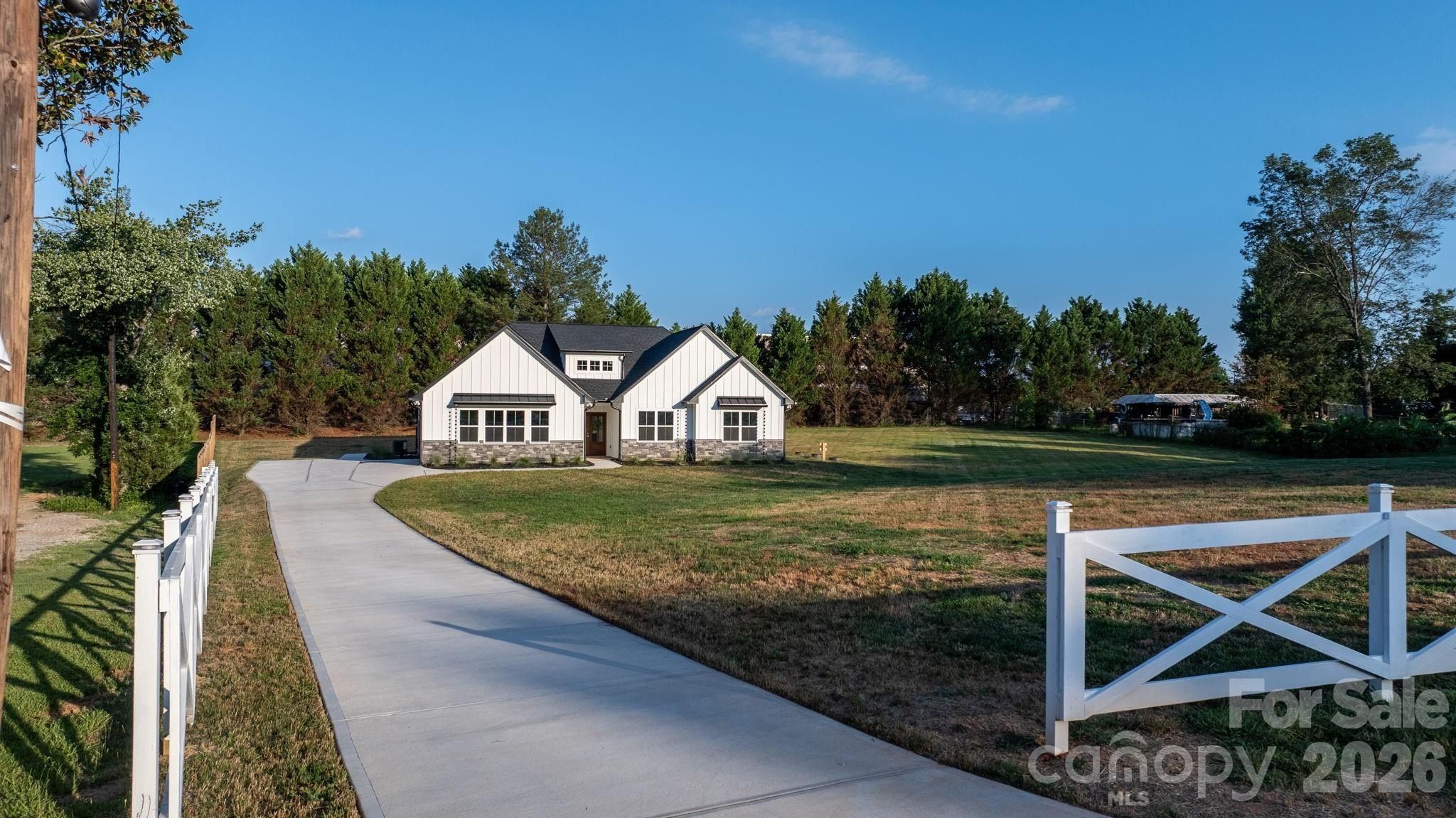 520 Allen Way. Indian Trail, NC 28079