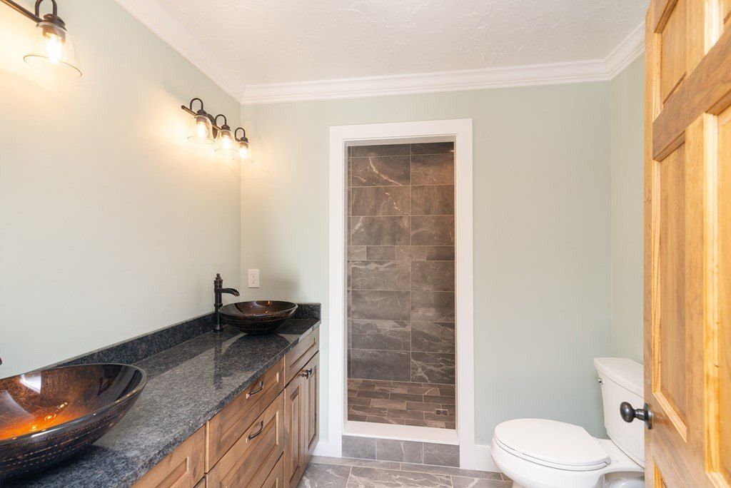Trinity Drive. Sylva, NC 28779