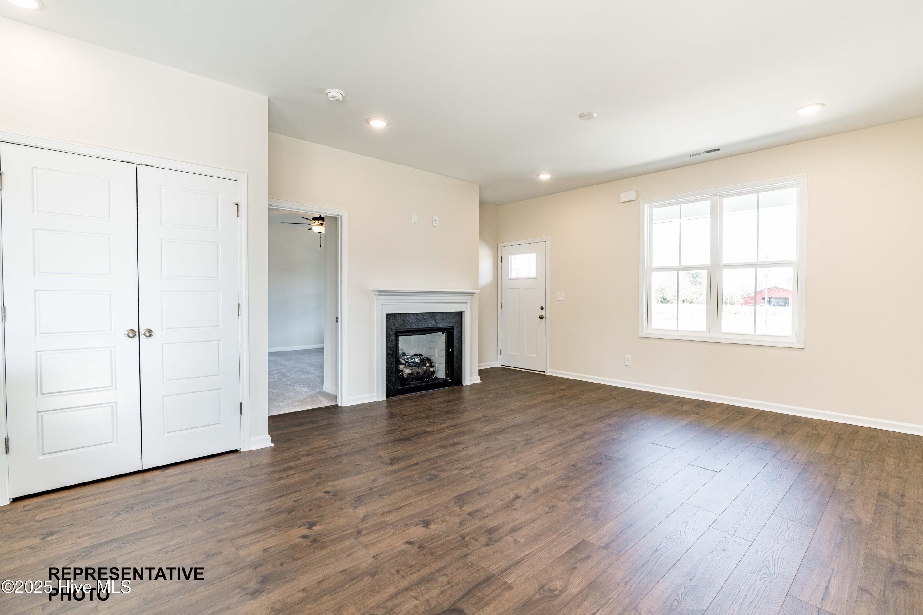570 Springtooth Drive. Zebulon, NC 27597