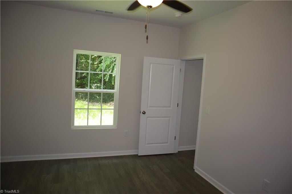 2915 Bainbridge Drive. Winston-Salem, NC 27105