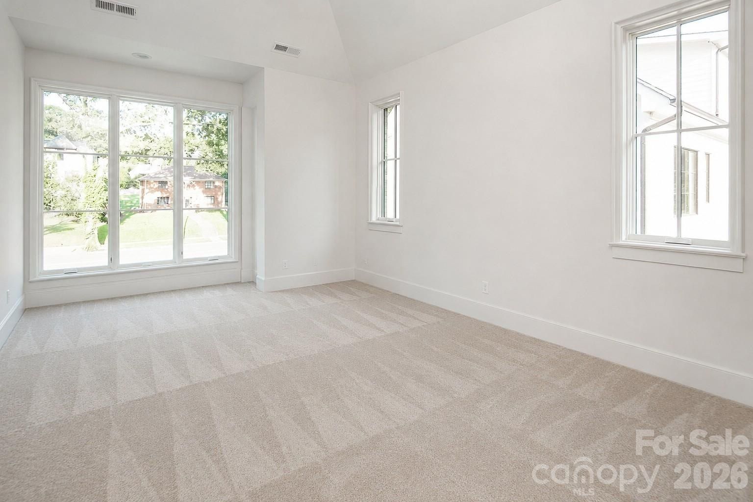 1214 S Kings Drive. Charlotte, NC 28207