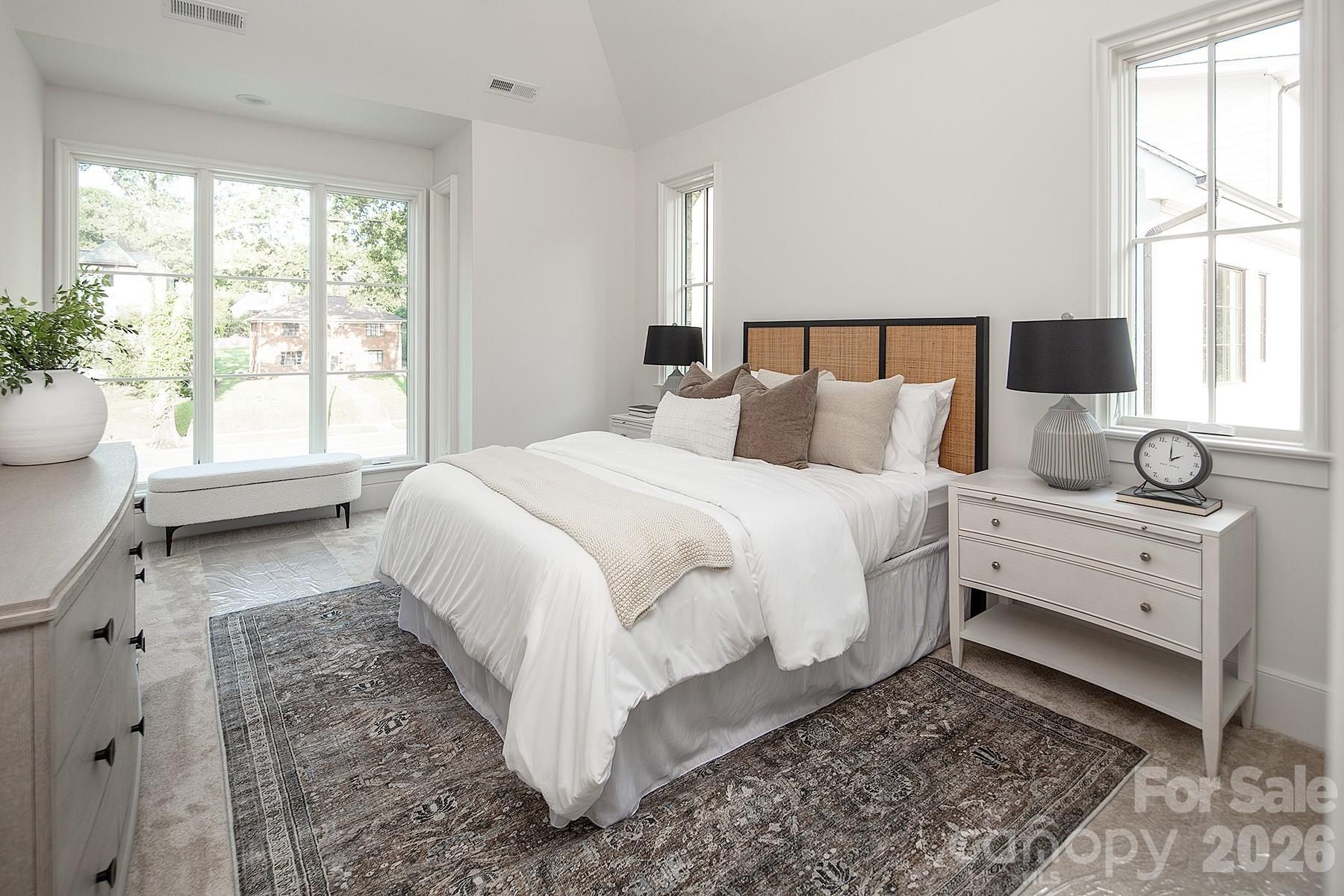 1214 S Kings Drive. Charlotte, NC 28207