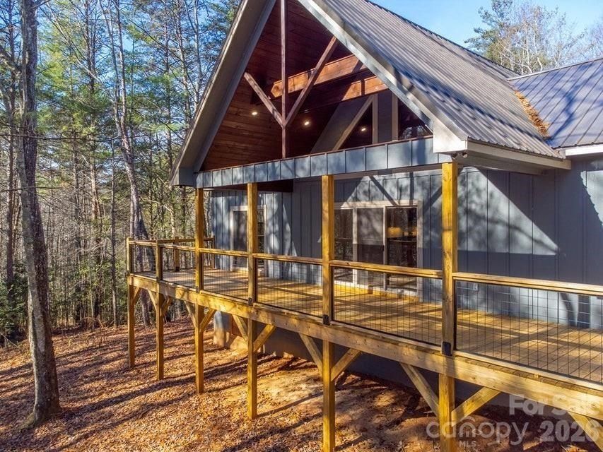 397 Kennelly Loop. Murphy, NC 28906