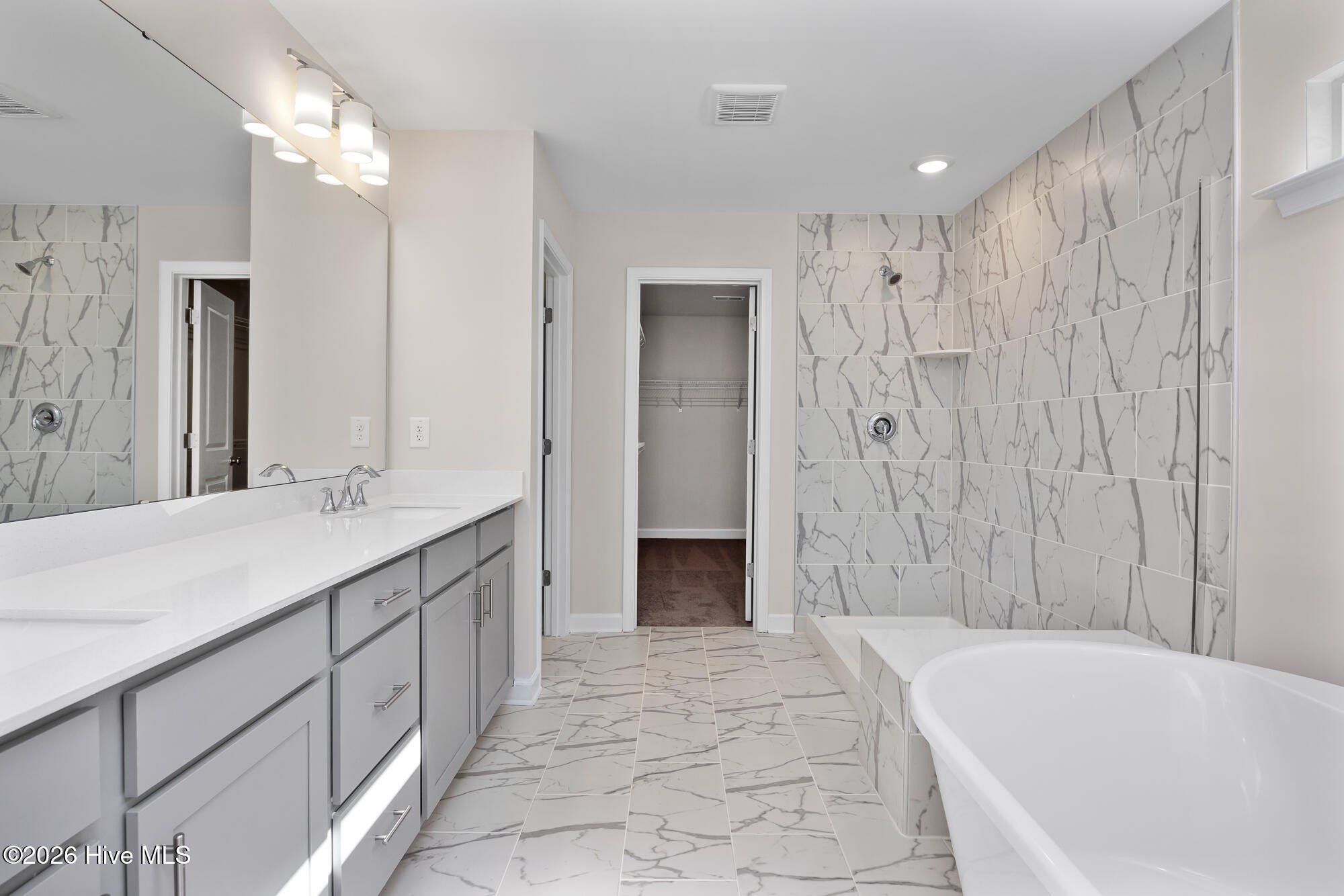 315 Queensferry Lane. Aberdeen, NC 28315