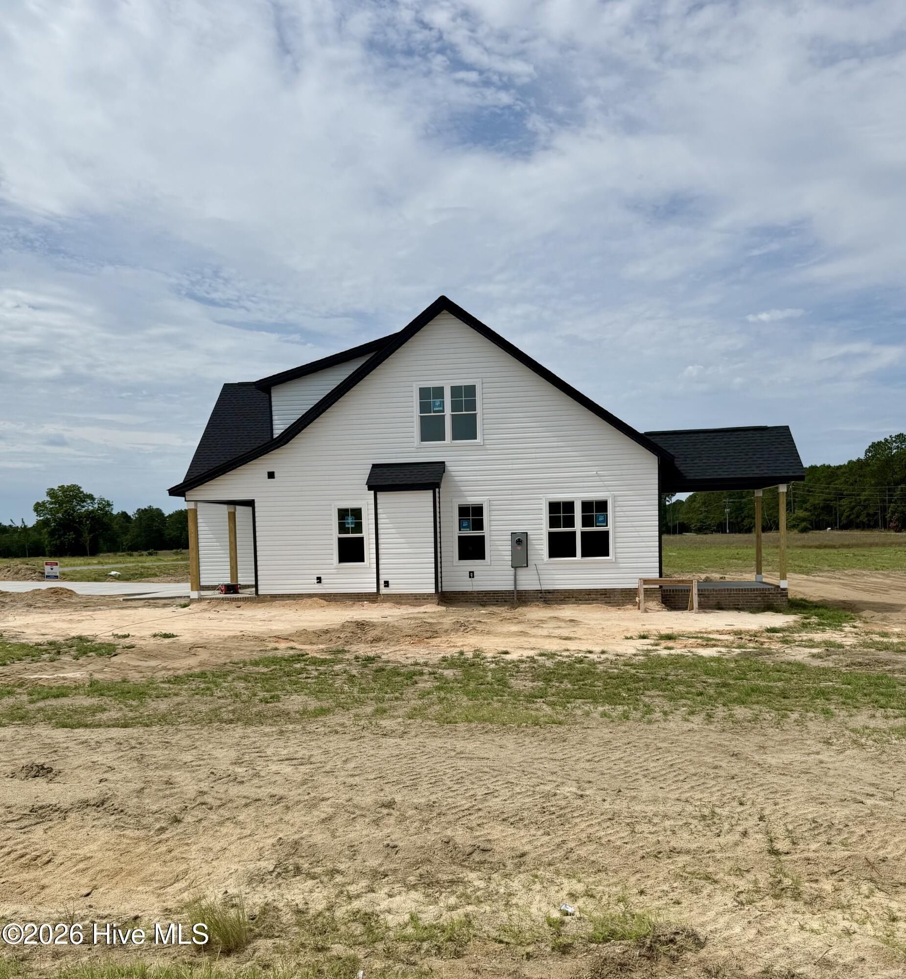 400 Mossy Cup Lane. Aberdeen, NC 28315