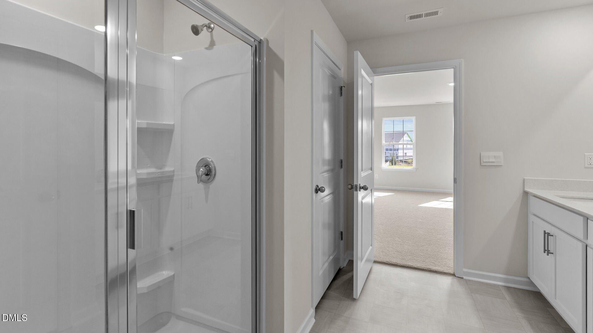 31 Cheyenne Drive. Clayton, NC 27520