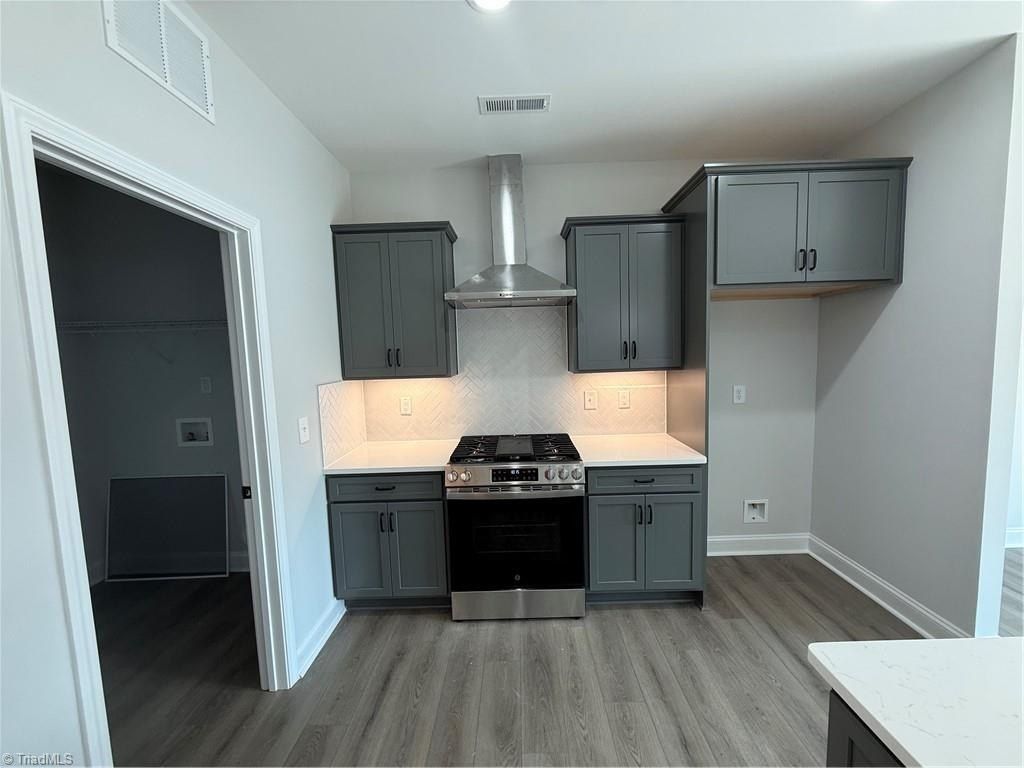 1581 Dappledown Street. Kernersville, NC 27284