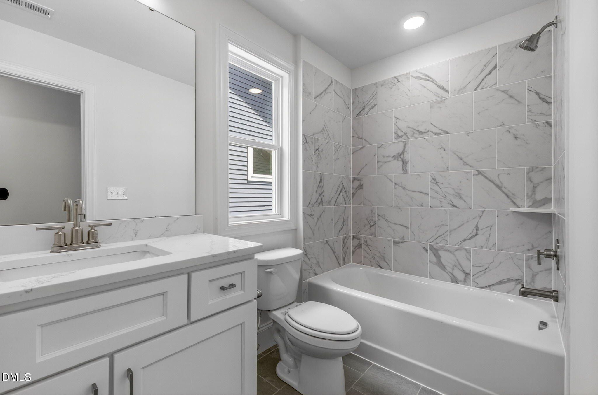 518 12 Heather Drive. Raleigh, NC 27606