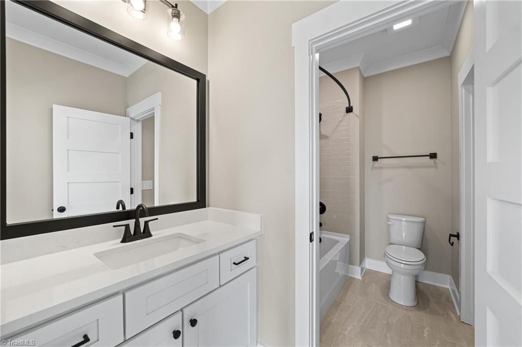 3973 Valley View Circle. Clemmons, NC 27012
