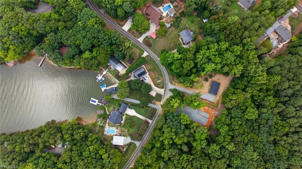 1859 Beckner Road. Lexington, NC 27292