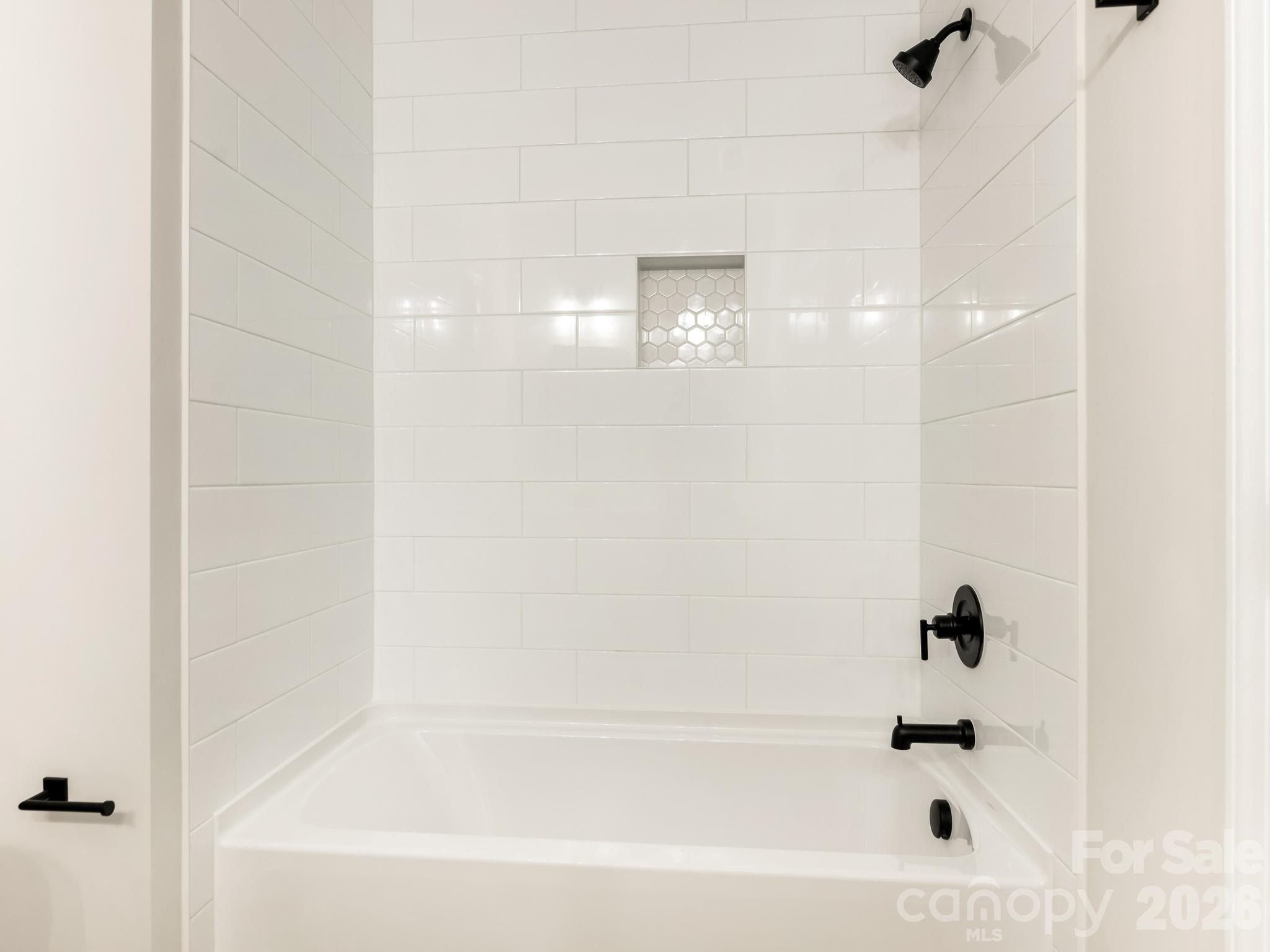 428 Woodvale Place. Charlotte, NC 28208