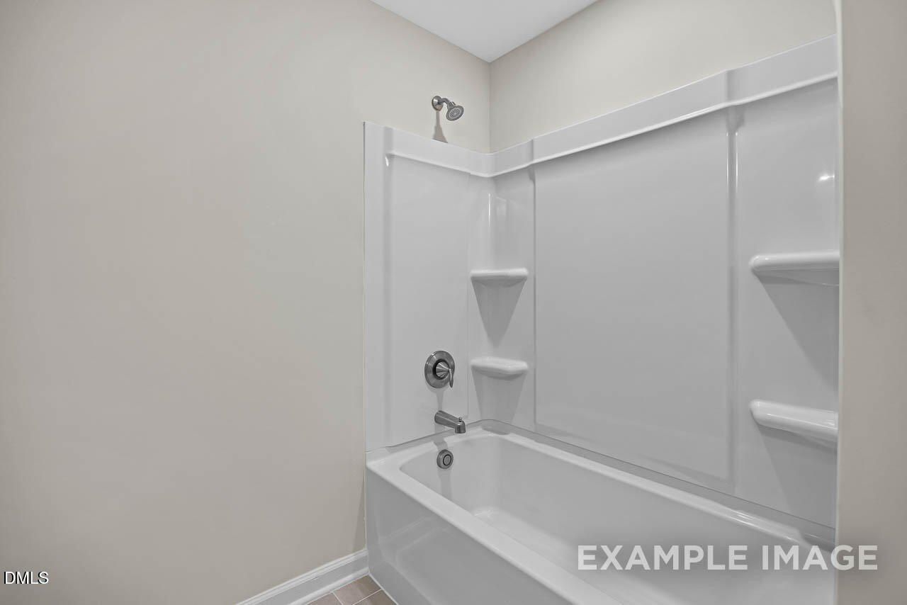 315 Queensferry Lane. Aberdeen, NC 28315