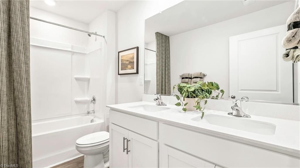 4727 Mount Hope Drive. Winston-Salem, NC 27107
