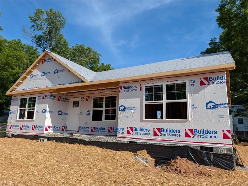 408 E Main Street. Yadkinville, NC 27055