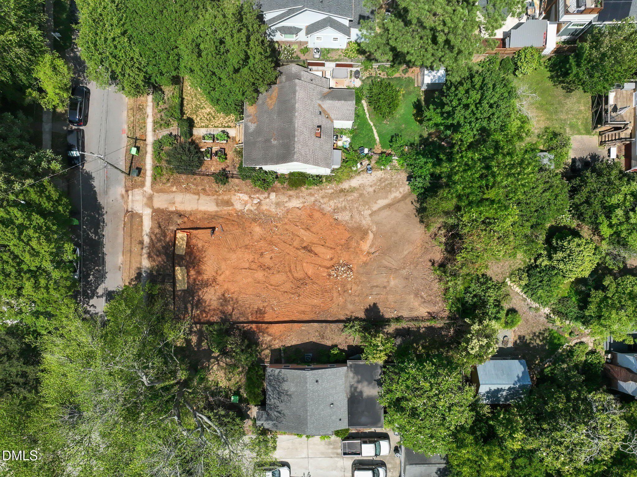 1408 Courtland Drive. Raleigh, NC 27604