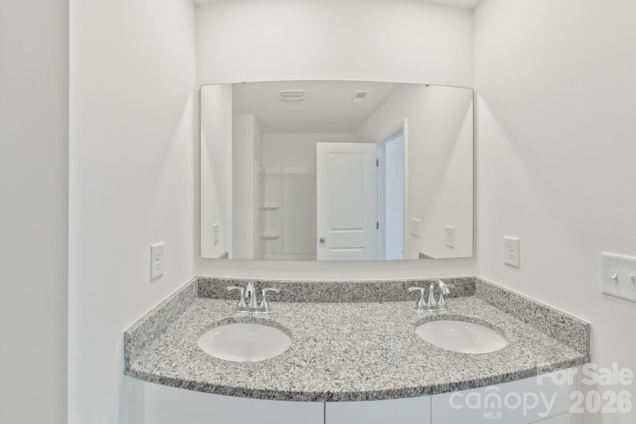 7809 E Lane Drive. Charlotte, NC 28212