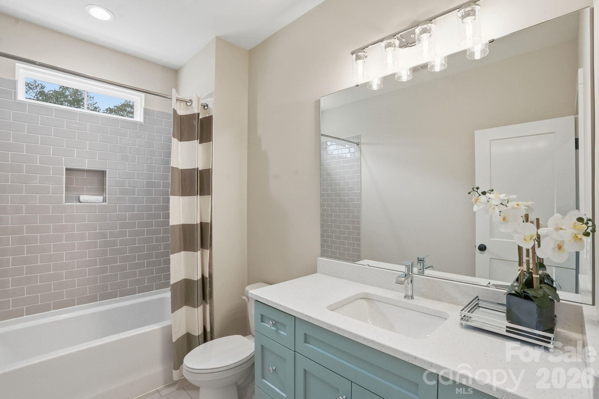 19024 Newburg Hill Road. Davidson, NC 28036
