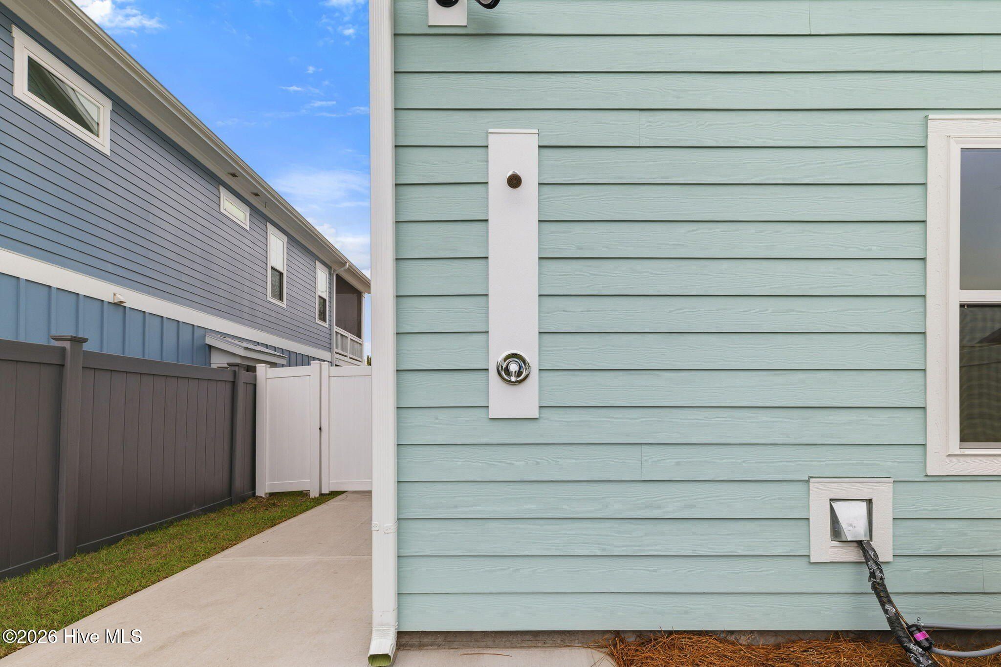 320 Goldsboro Avenue. Carolina Beach, NC 28428