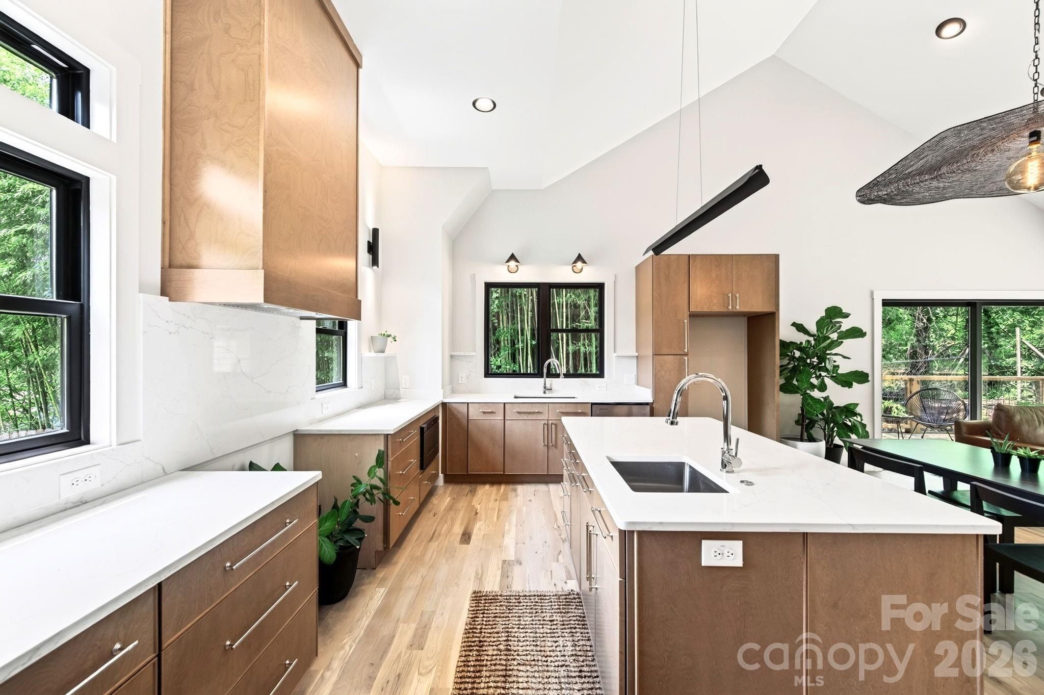 42 Busbee View Road. Asheville, NC 28803