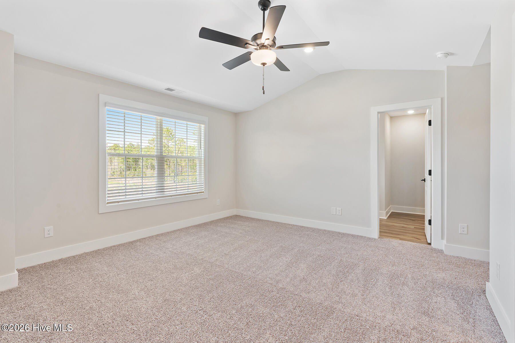 141 Commons View Drive. Hampstead, NC 28443