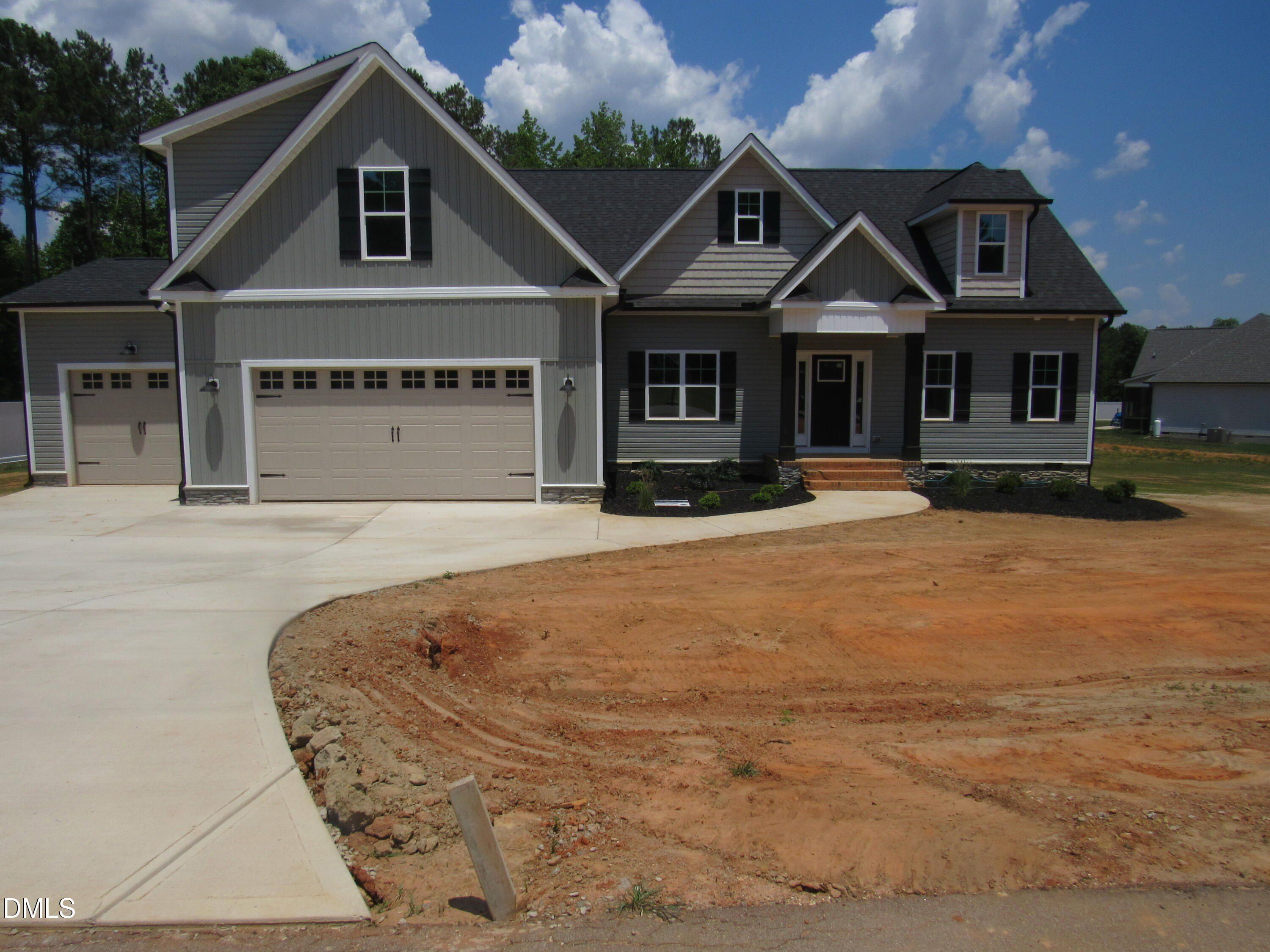 317 Coats Ridge Drive. Benson, NC 27504