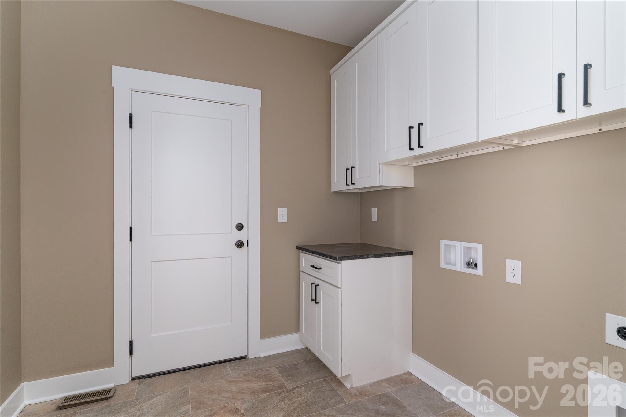 2656 Polo Lane. Maiden, NC 28650